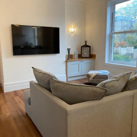 Wells House Luxury 2 Bedroom Apartment *