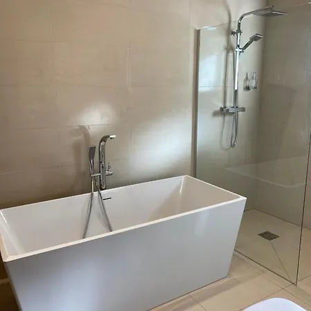 아파트 Wells House Luxury 2 Bedroom 해러게이트