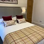 Wells House Luxury 2 Bedroom * هاروغايت